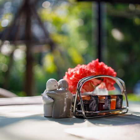 Parc Borough City Resort -Sha Extra Plus Chiang Mai Bagian luar foto