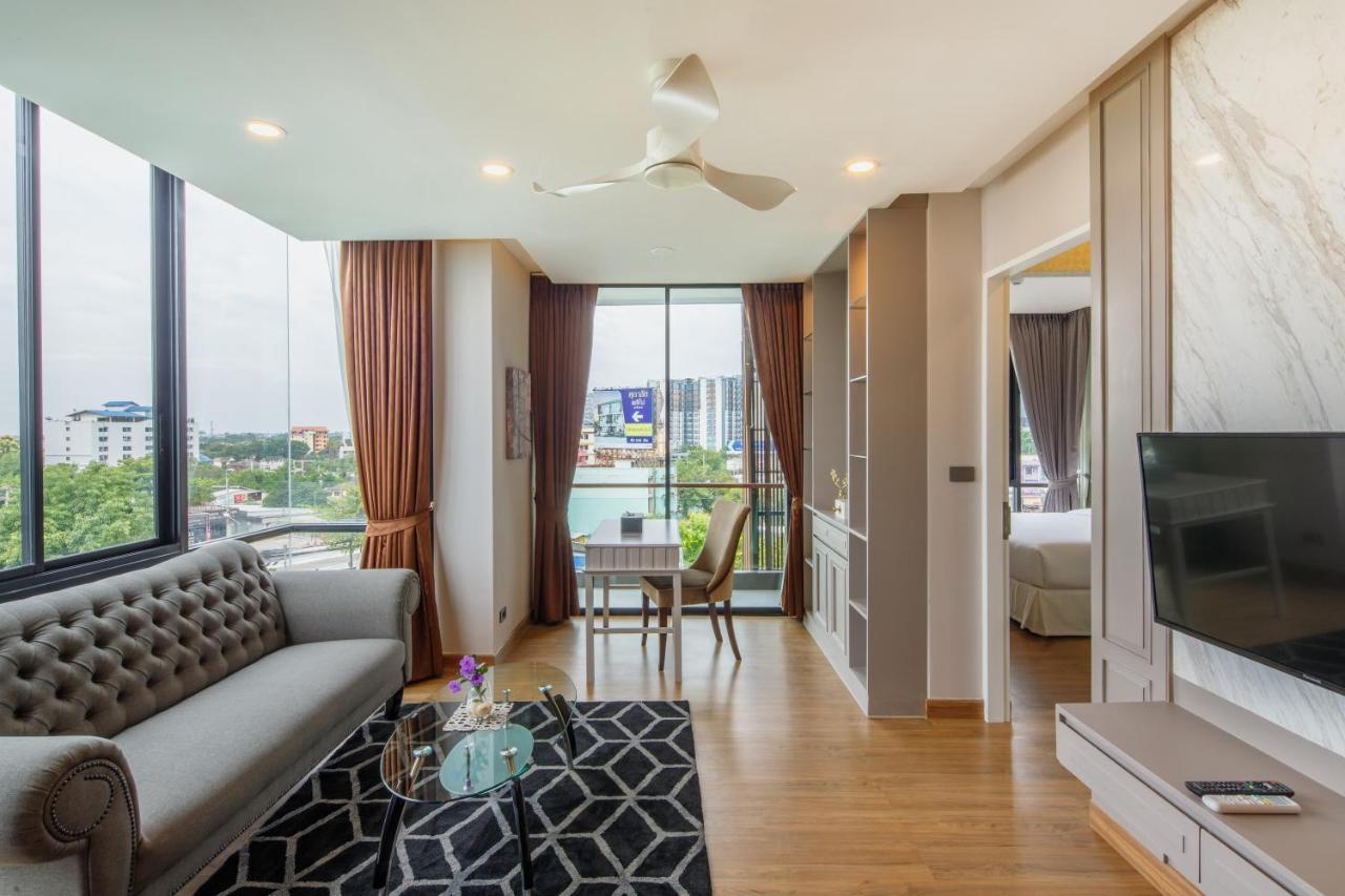 Parc Borough City Resort -Sha Extra Plus Chiang Mai Bagian luar foto