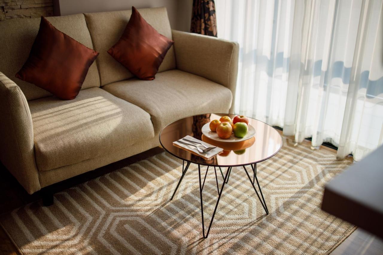 Parc Borough City Resort -Sha Extra Plus Chiang Mai Bagian luar foto
